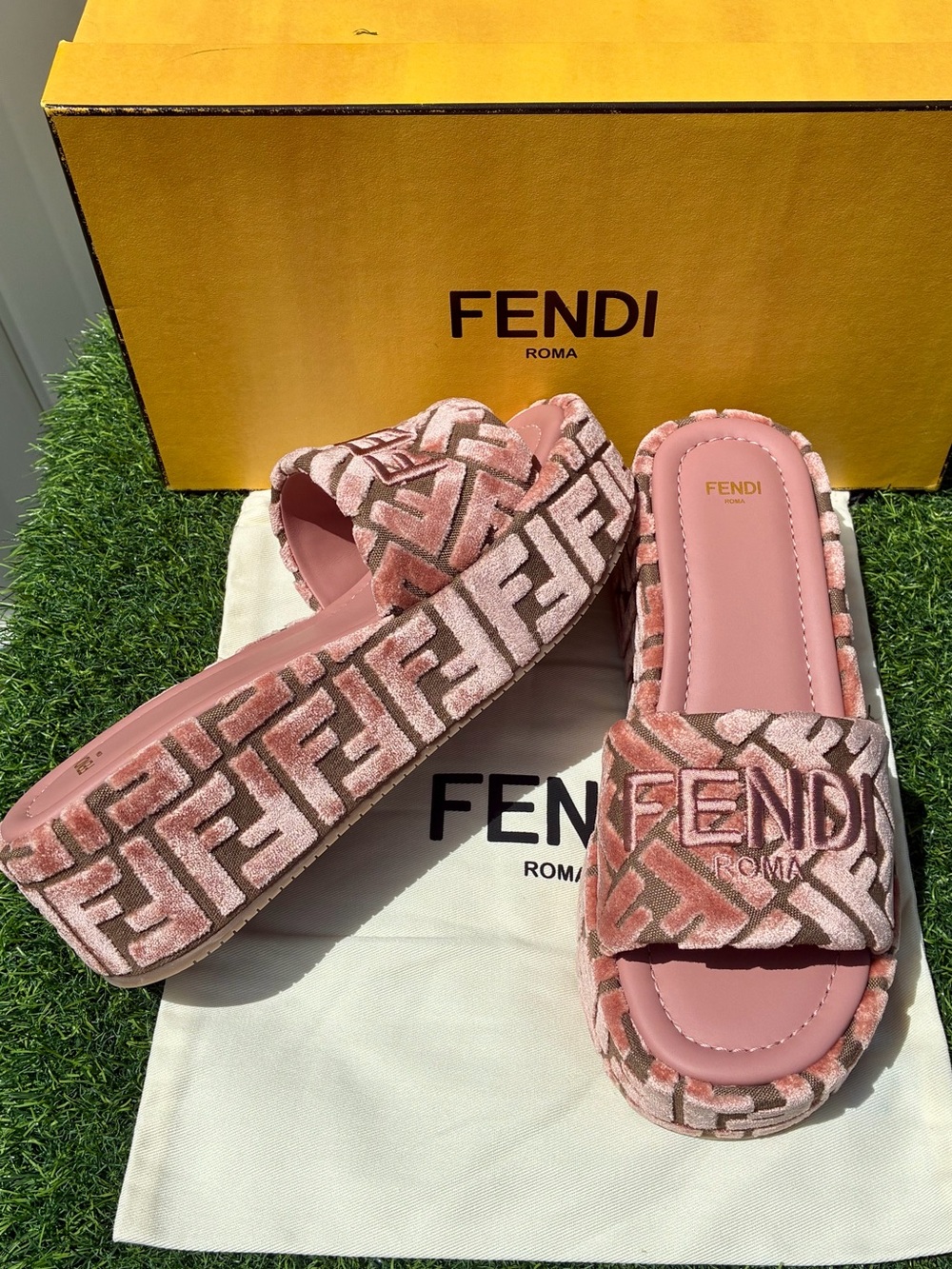 FENDI SUNSHINE PINK FF MONOGRAM PLATFORM SLIDE SANDALS EMBROIDERED LOGO SZ 39.5